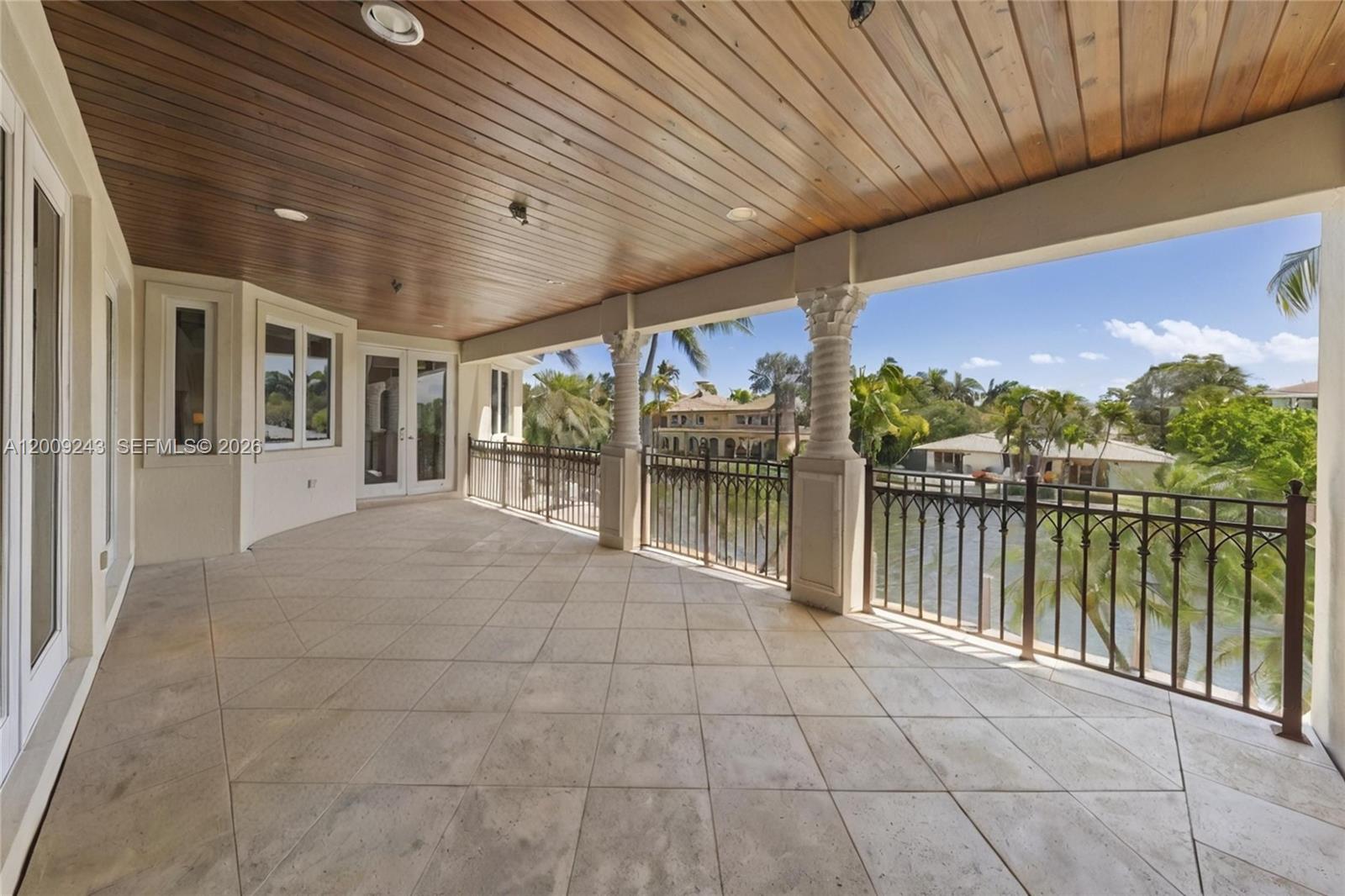 2430 Aqua Vis Blvd Fort Lauderdale, FL 33301