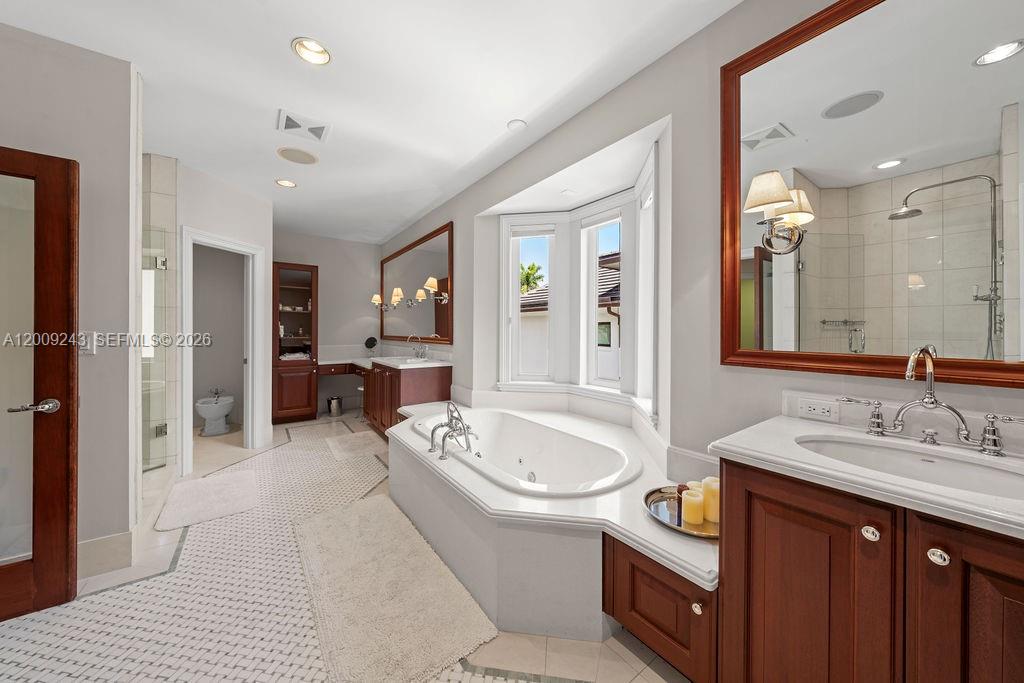 2430 Aqua Vis Blvd Fort Lauderdale, FL 33301