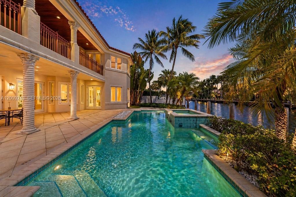 2430 Aqua Vis Blvd Fort Lauderdale, FL 33301