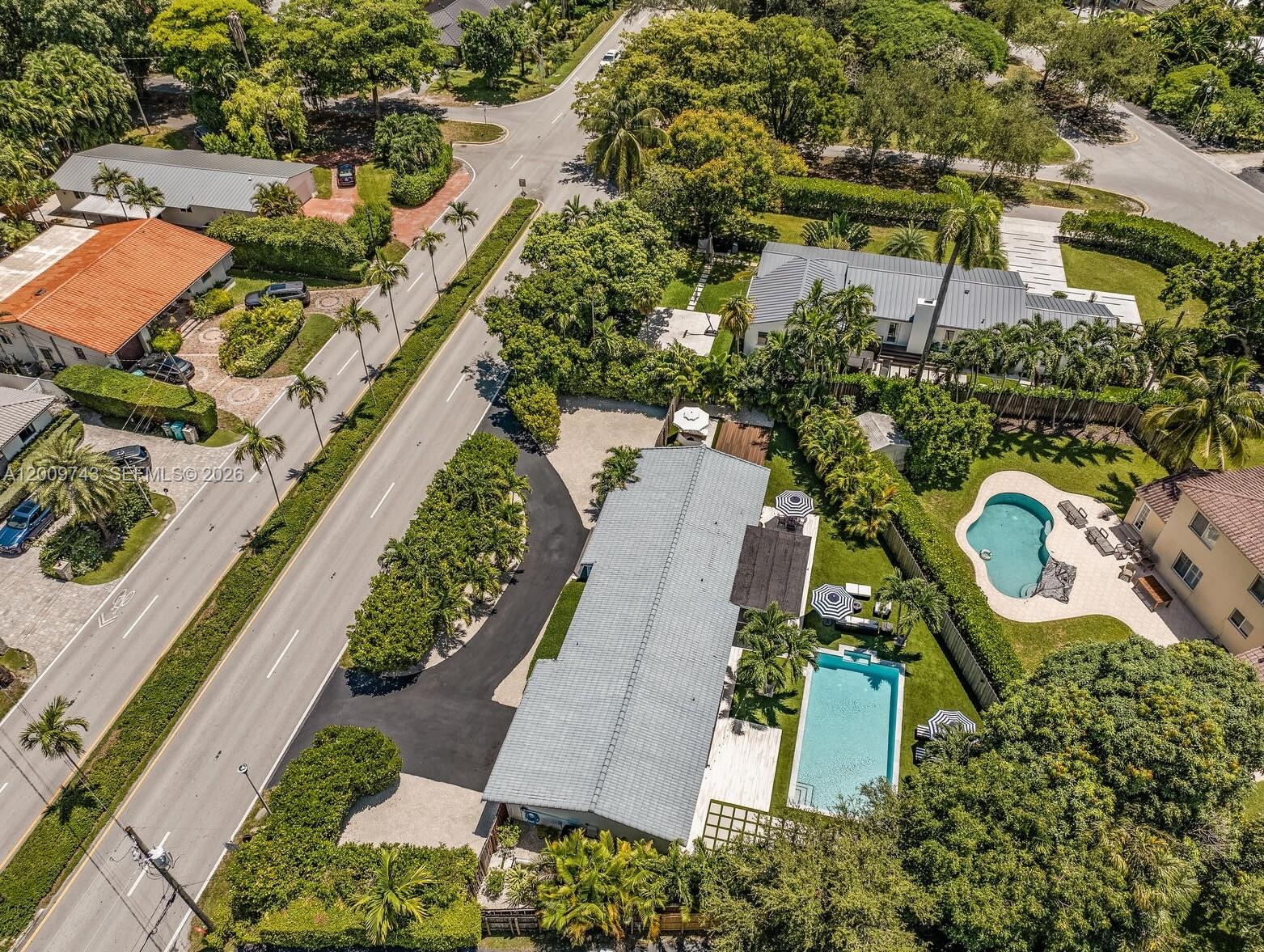 11504 NE 6th Ave Biscayne Park, FL 33161