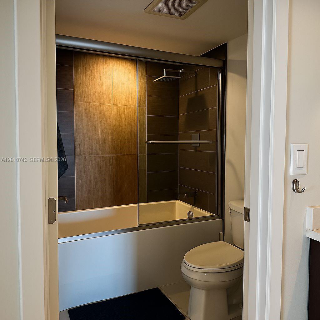 image Arlen House East14