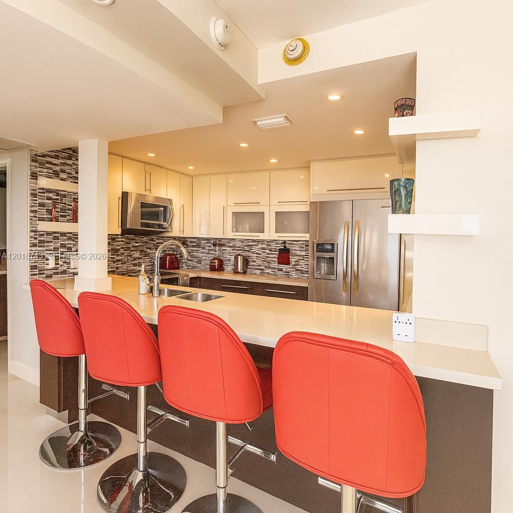 image Arlen House East7