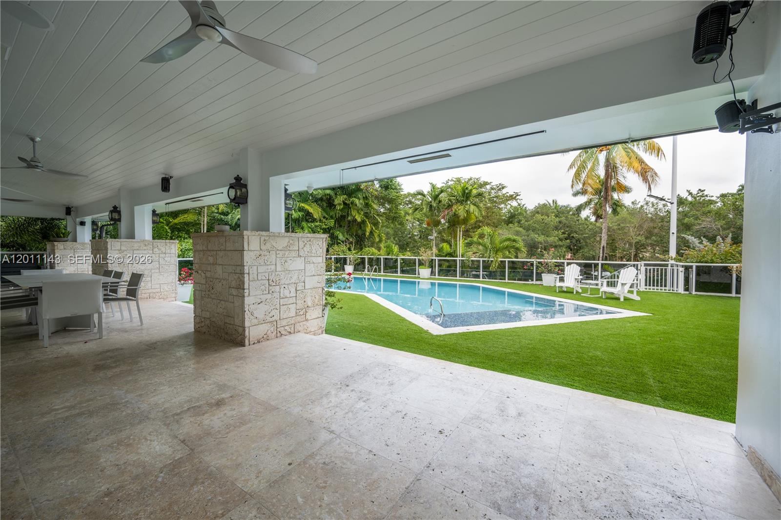 7125 Los Pinos Blvd Coral Gables, FL 33143