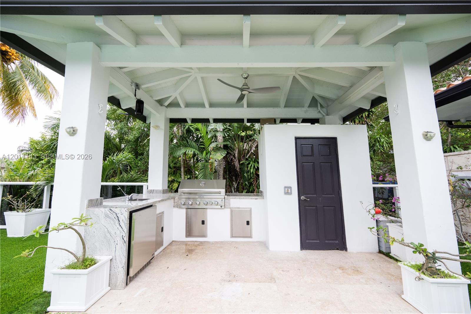7125 Los Pinos Blvd Coral Gables, FL 33143