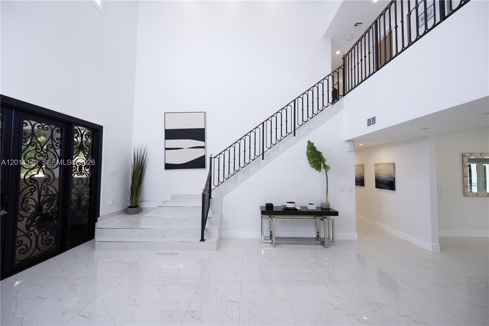 7125 Los Pinos Blvd Coral Gables, FL 33143