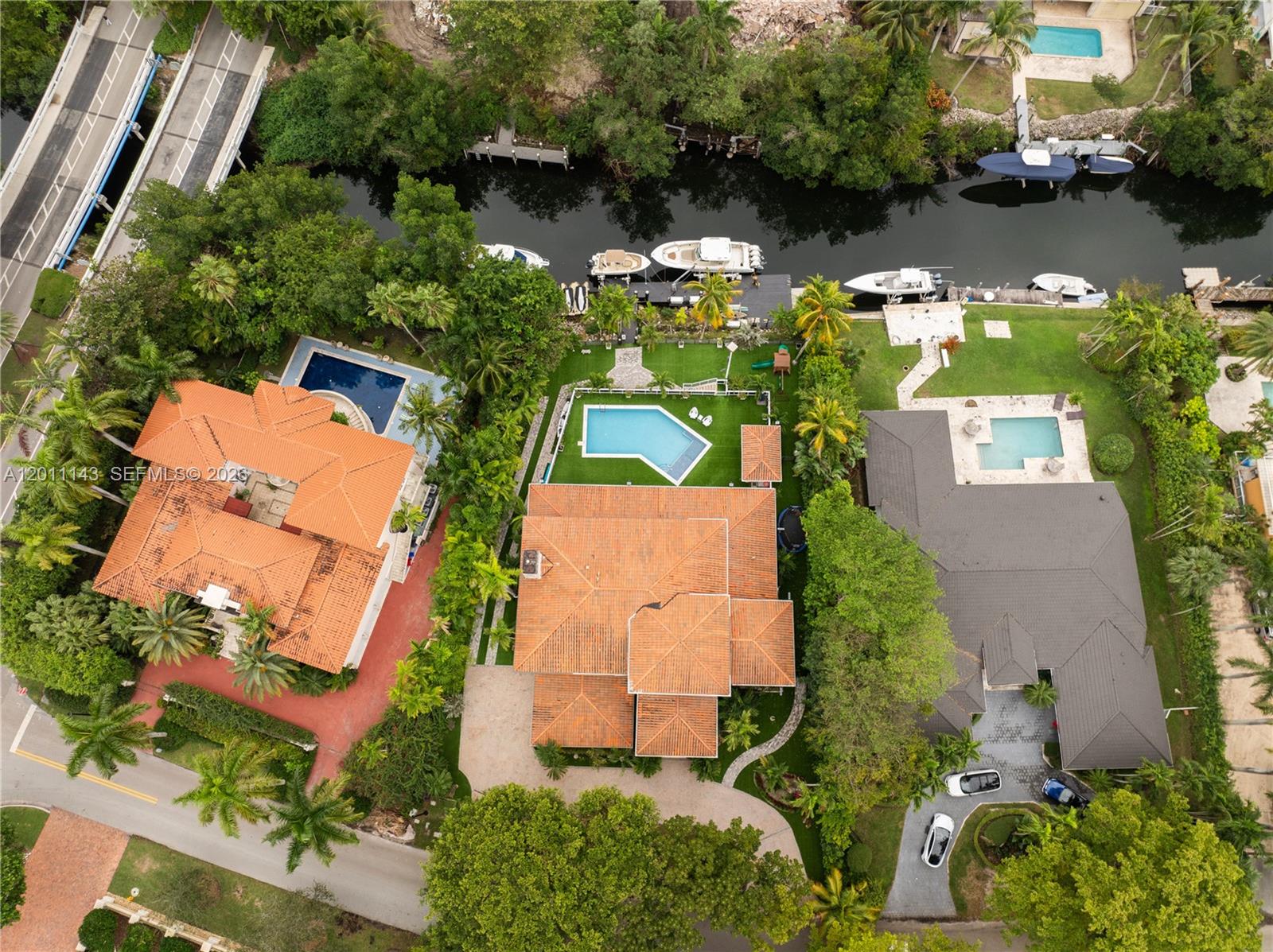 7125 Los Pinos Blvd Coral Gables, FL 33143