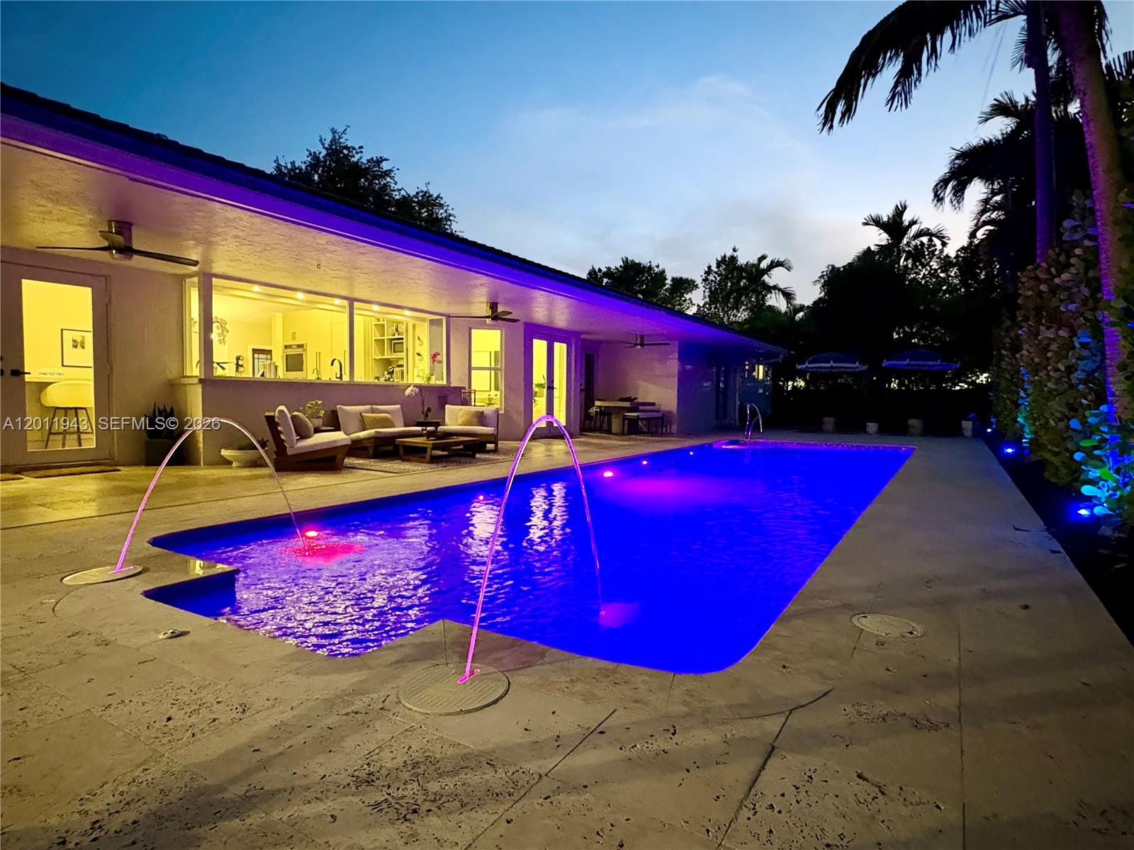 10461 SW 121st St Miami, FL 33176