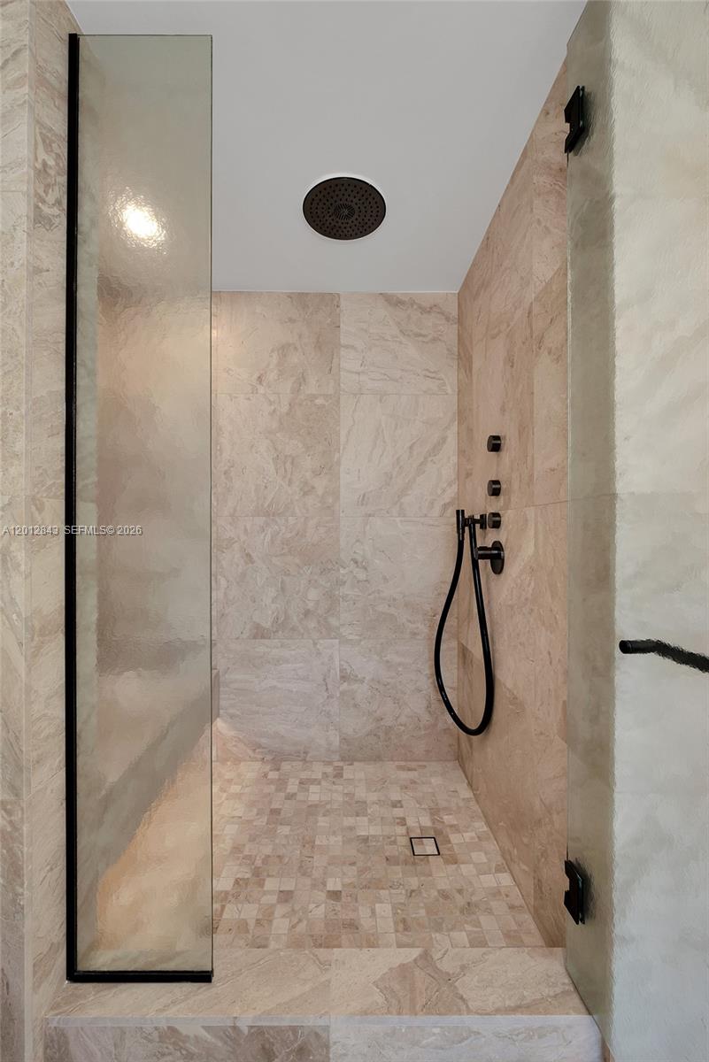 1177 Kane Concourse #809 Bay Harbor Islands, FL 33154