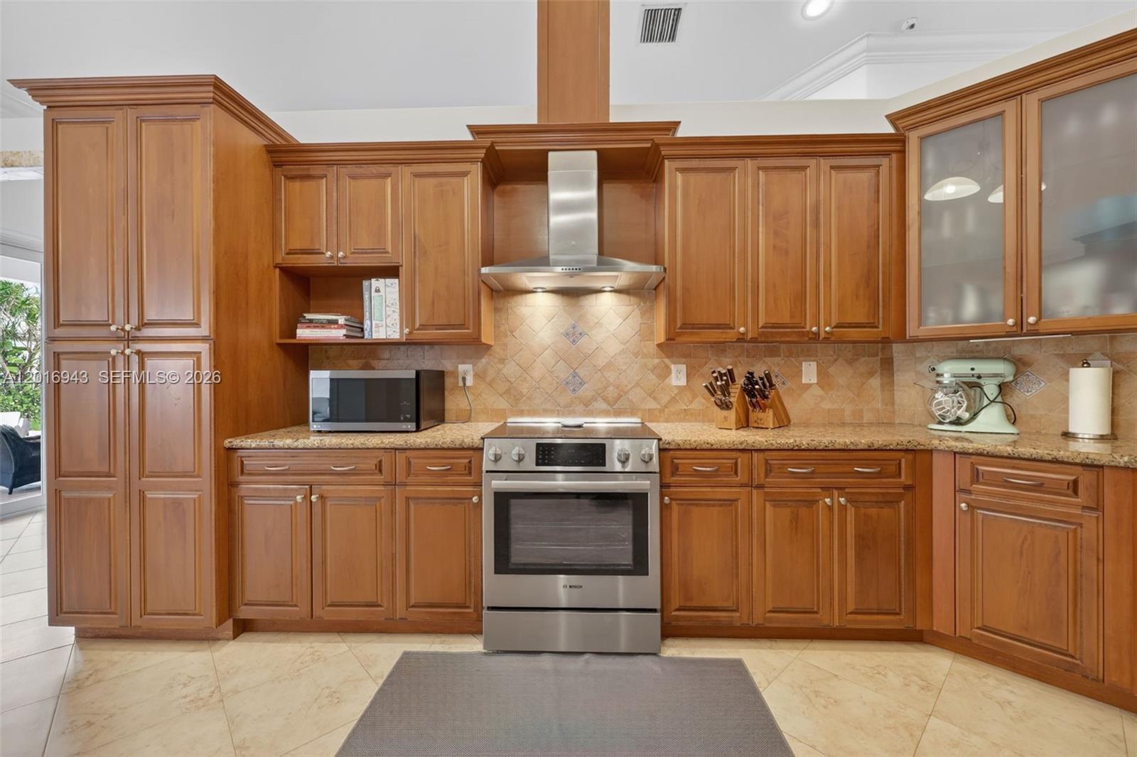 18461 SW 83rd Ave Cutler Bay, FL 33157