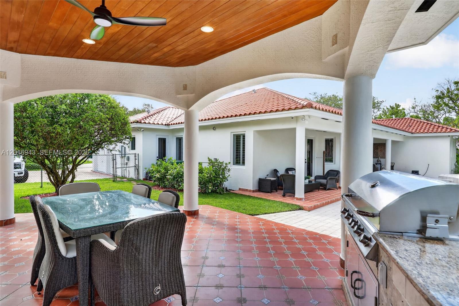 18461 SW 83rd Ave Cutler Bay, FL 33157