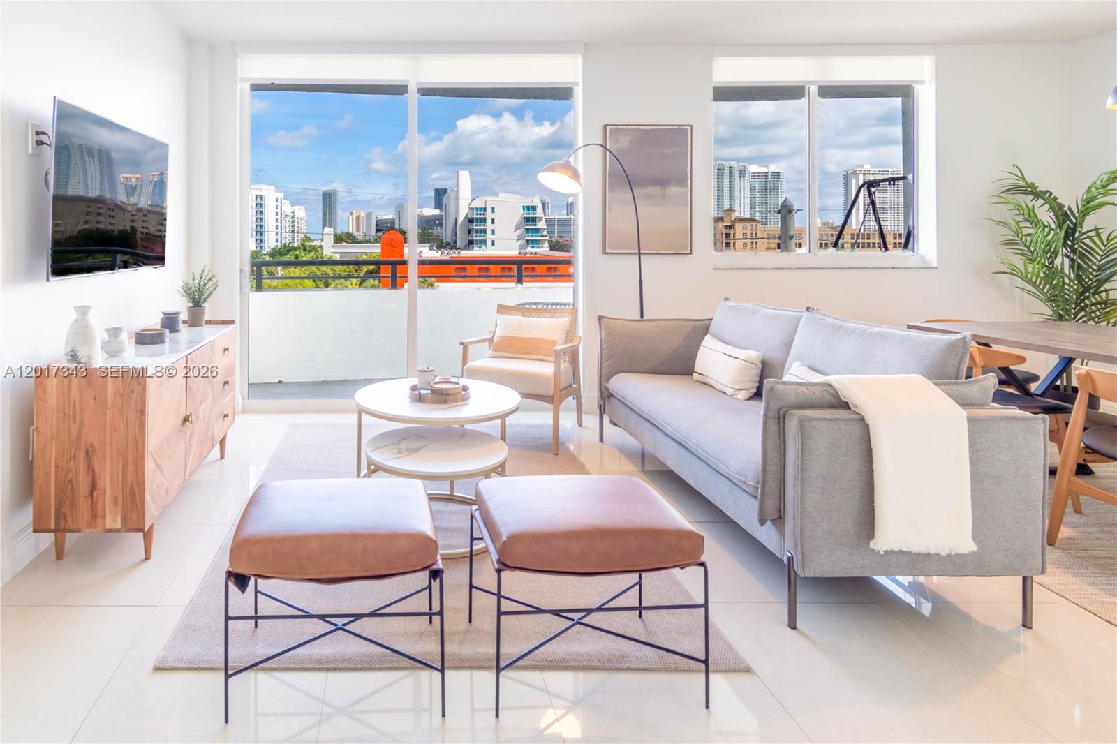 image The Venture at Aventura1