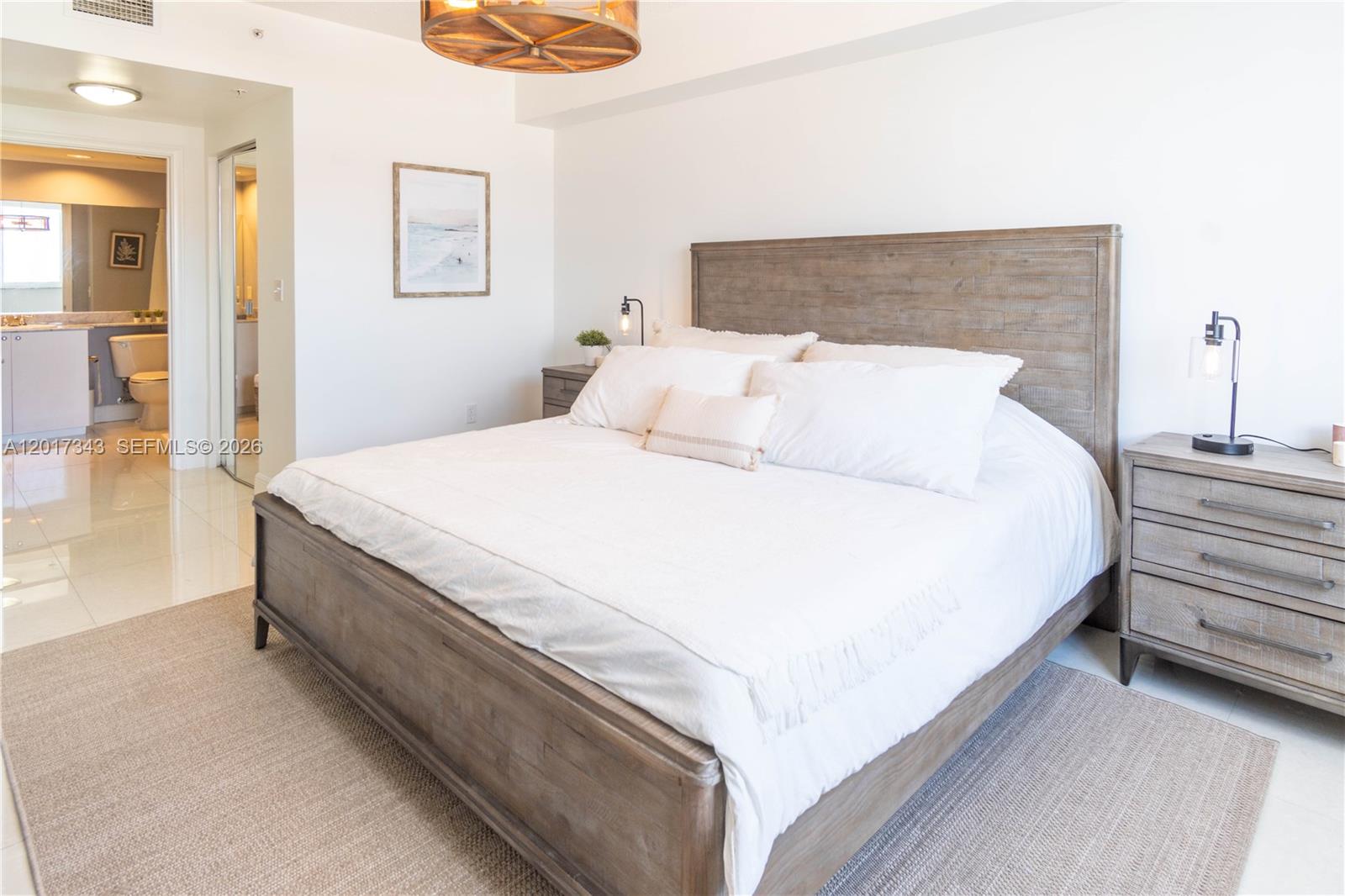 image The Venture at Aventura19