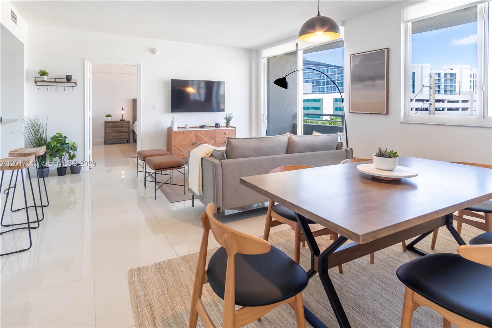 image The Venture at Aventura5