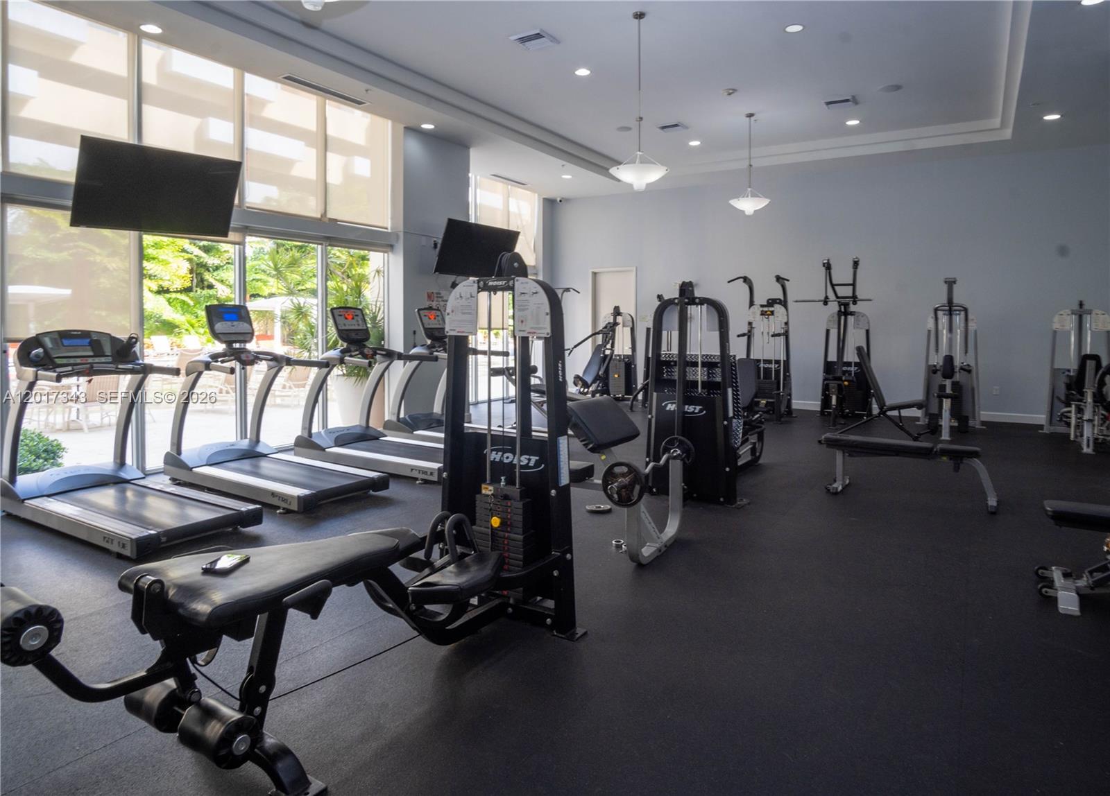 image The Venture at Aventura67