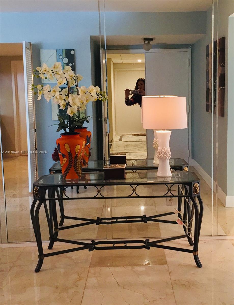 199 Ocean Ln Dr #113 Key Biscayne, FL 33149