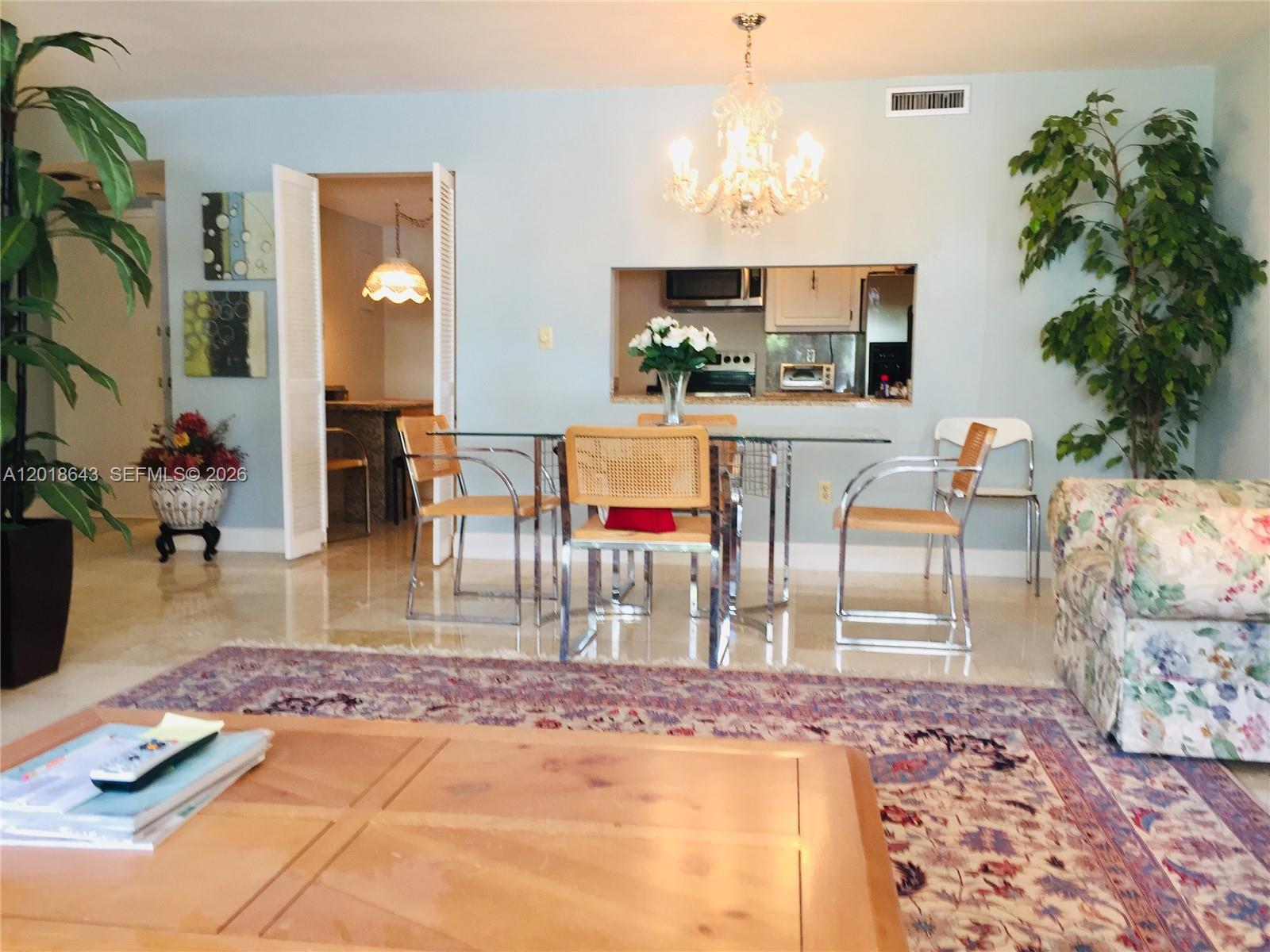 199 Ocean Ln Dr #113 Key Biscayne, FL 33149