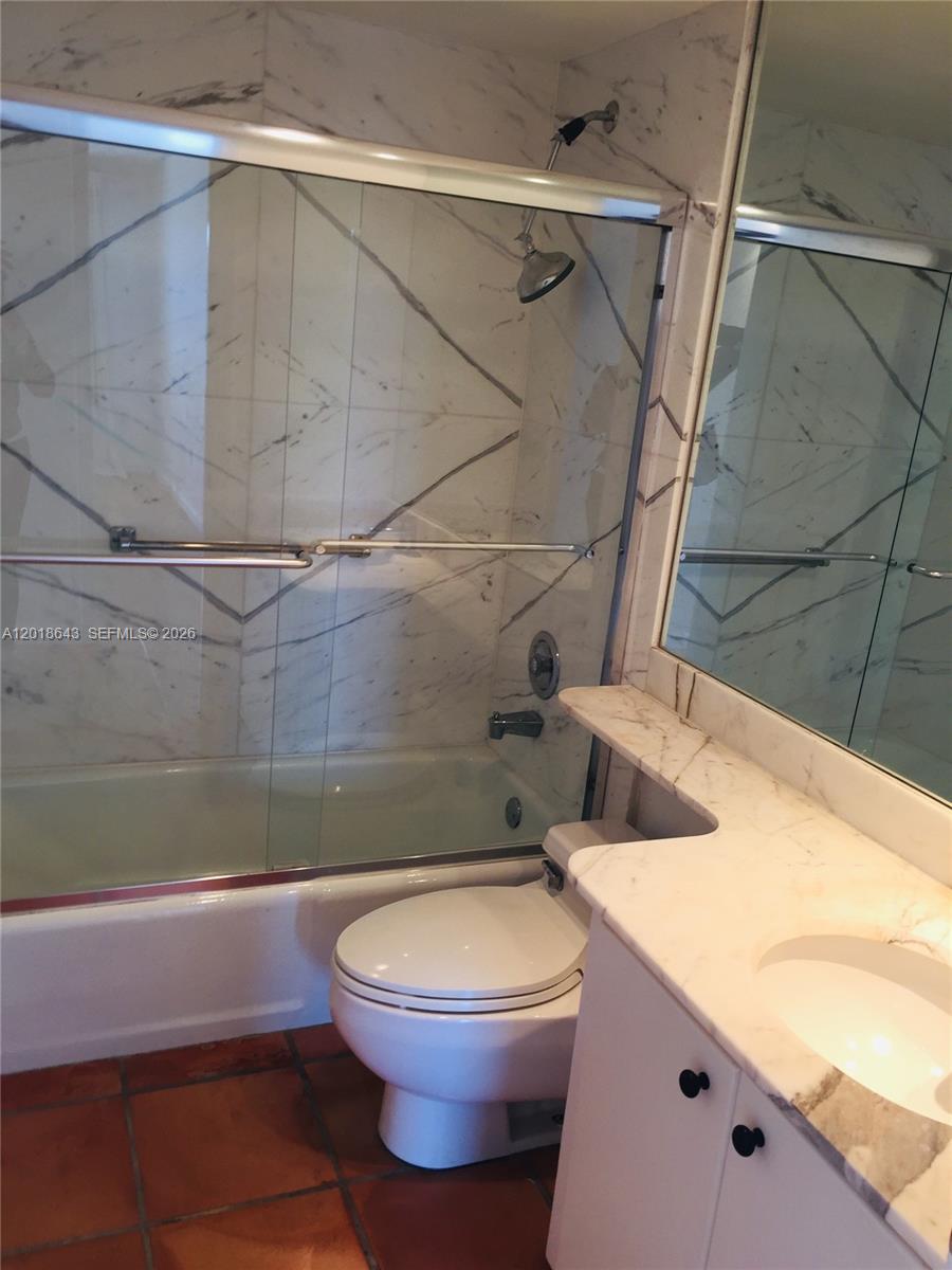 199 Ocean Ln Dr #113 Key Biscayne, FL 33149
