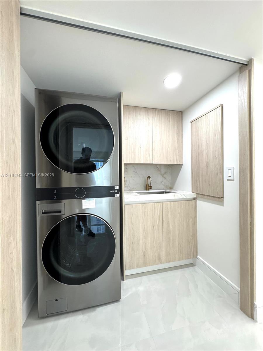 3400 Galt Ocean Dr #702S Fort Lauderdale, FL 33308