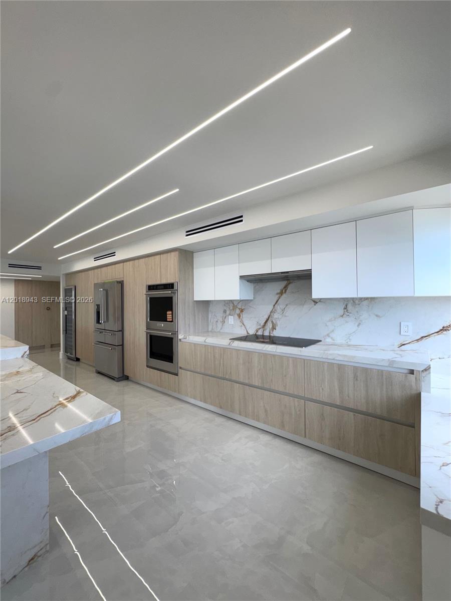 3400 Galt Ocean Dr #702S Fort Lauderdale, FL 33308