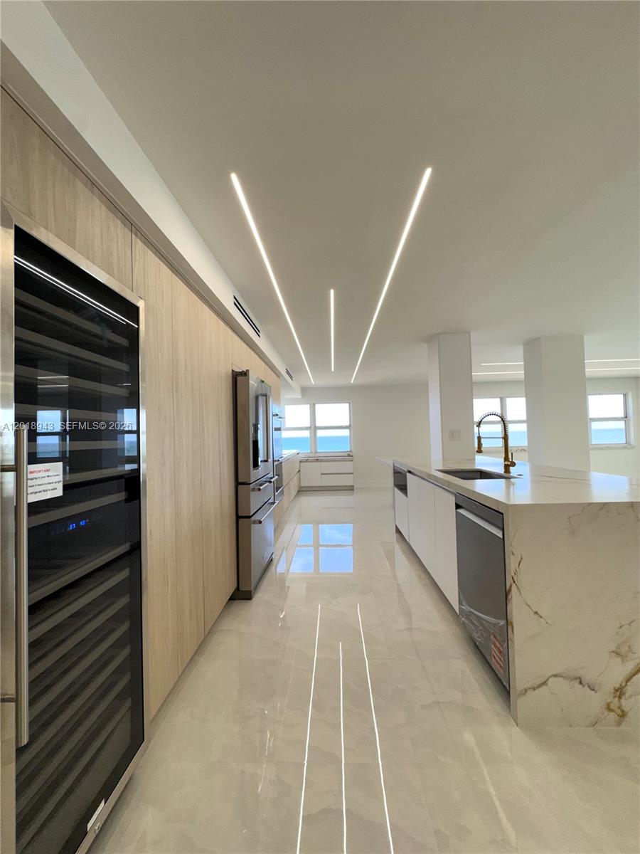 3400 Galt Ocean Dr #702S Fort Lauderdale, FL 33308