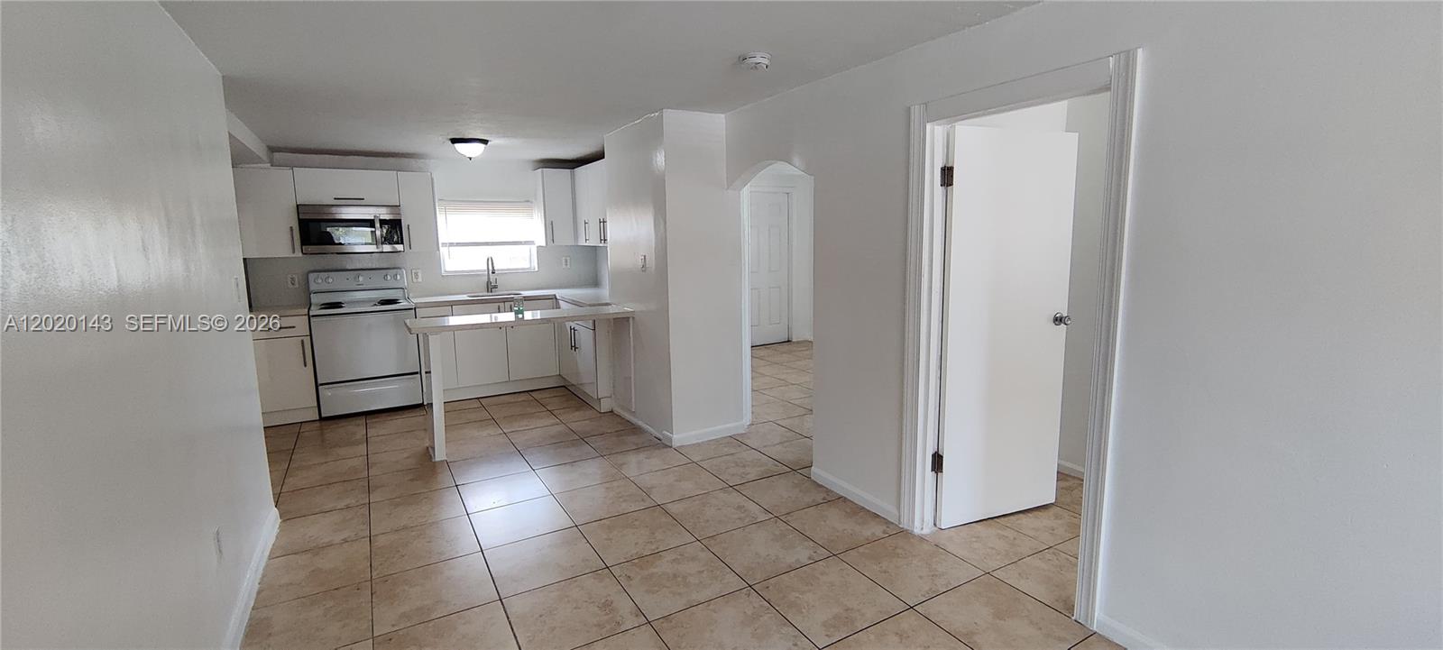 2103 NW 57th St Miami, FL 33142