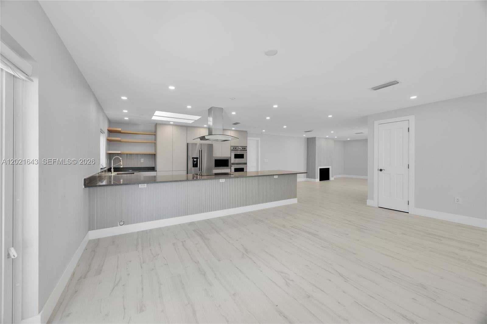 8303 Old Cutler Rd Coral Gables, FL 33143