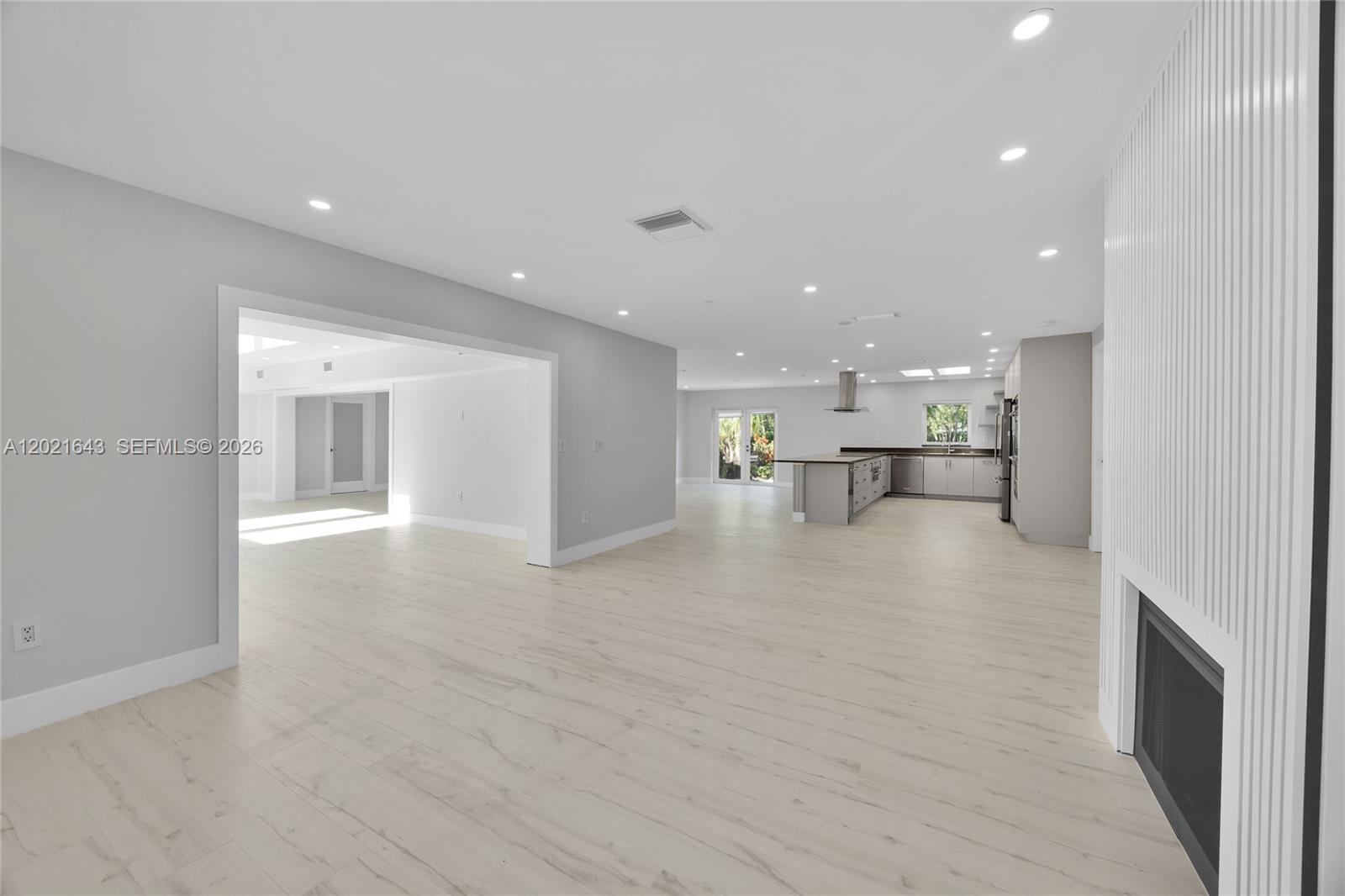 8303 Old Cutler Rd Coral Gables, FL 33143