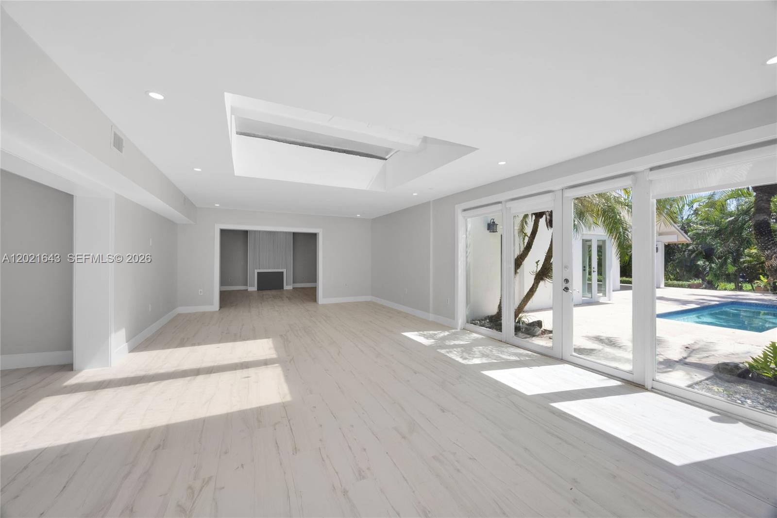 8303 Old Cutler Rd Coral Gables, FL 33143