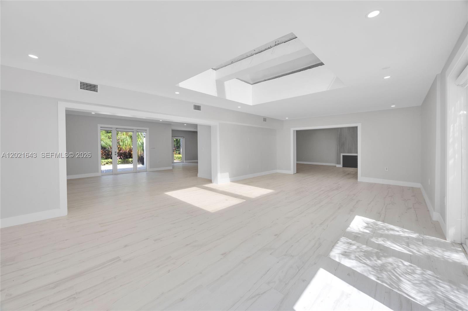 8303 Old Cutler Rd Coral Gables, FL 33143