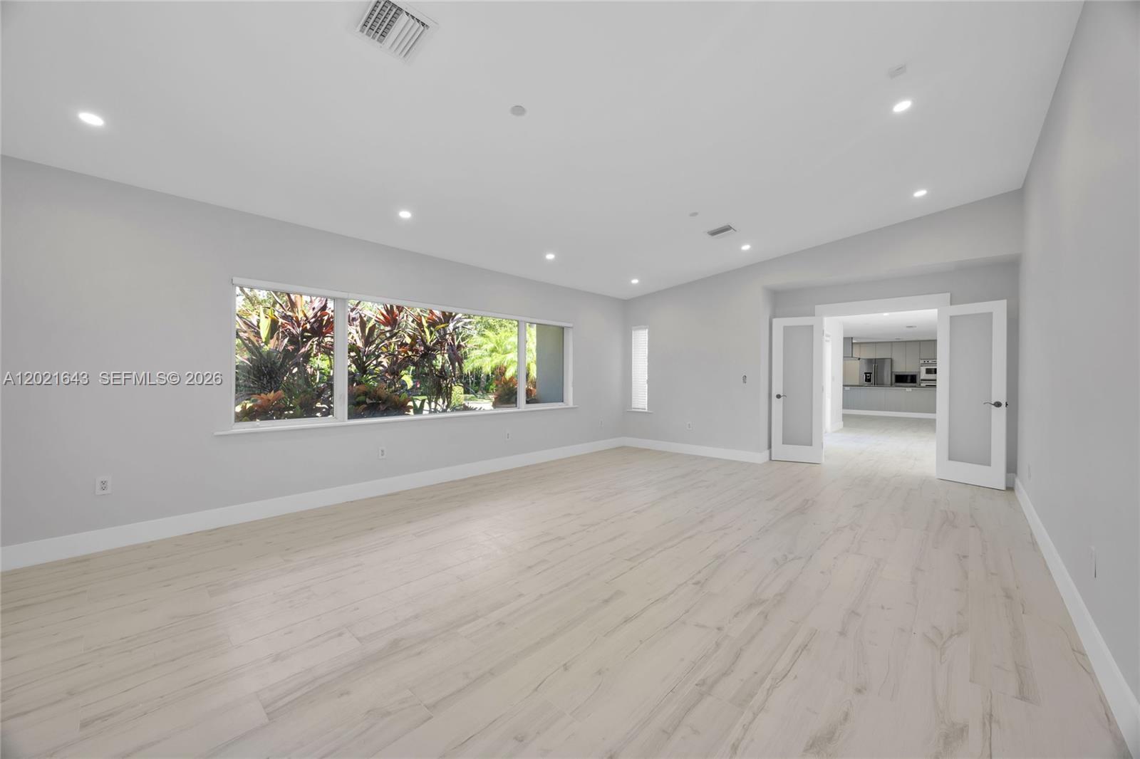 8303 Old Cutler Rd Coral Gables, FL 33143