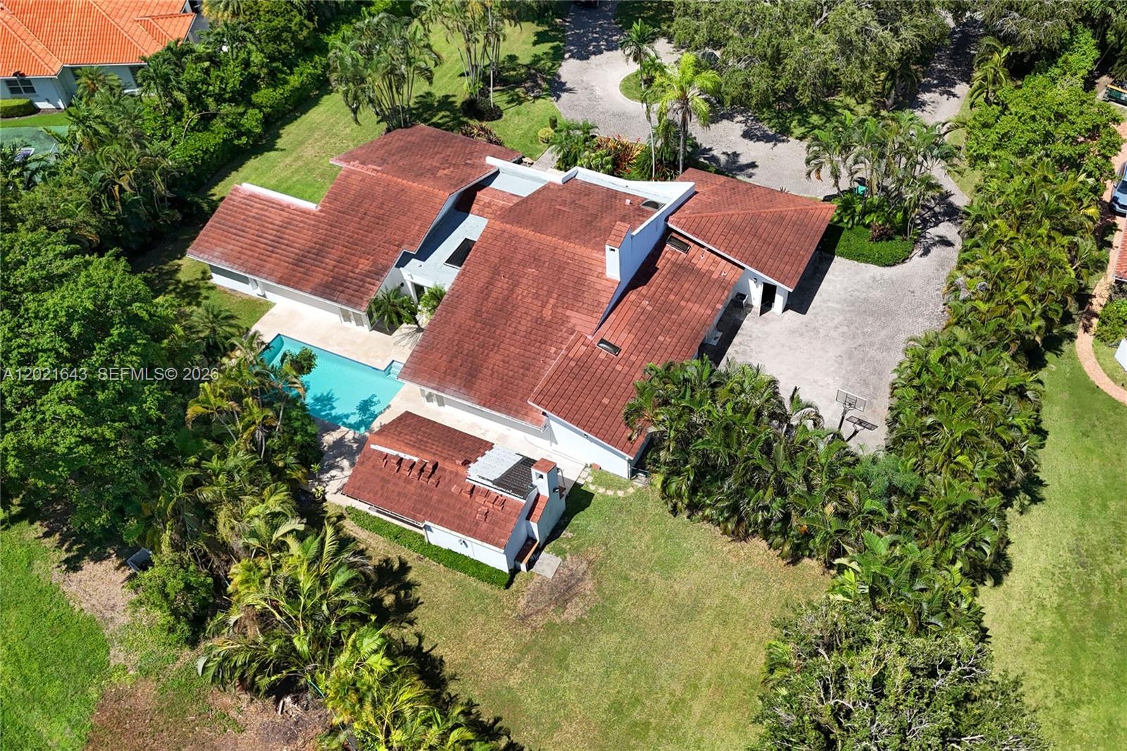 8303 Old Cutler Rd Coral Gables, FL 33143