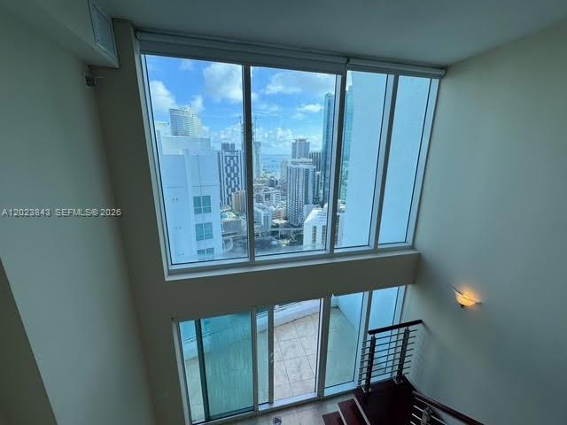 image Brickell on the River South15