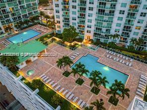 image Brickell on the River South33