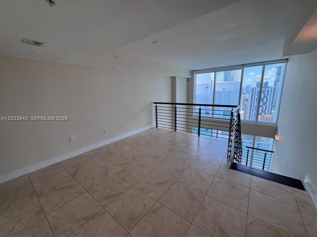 image Brickell on the River South6