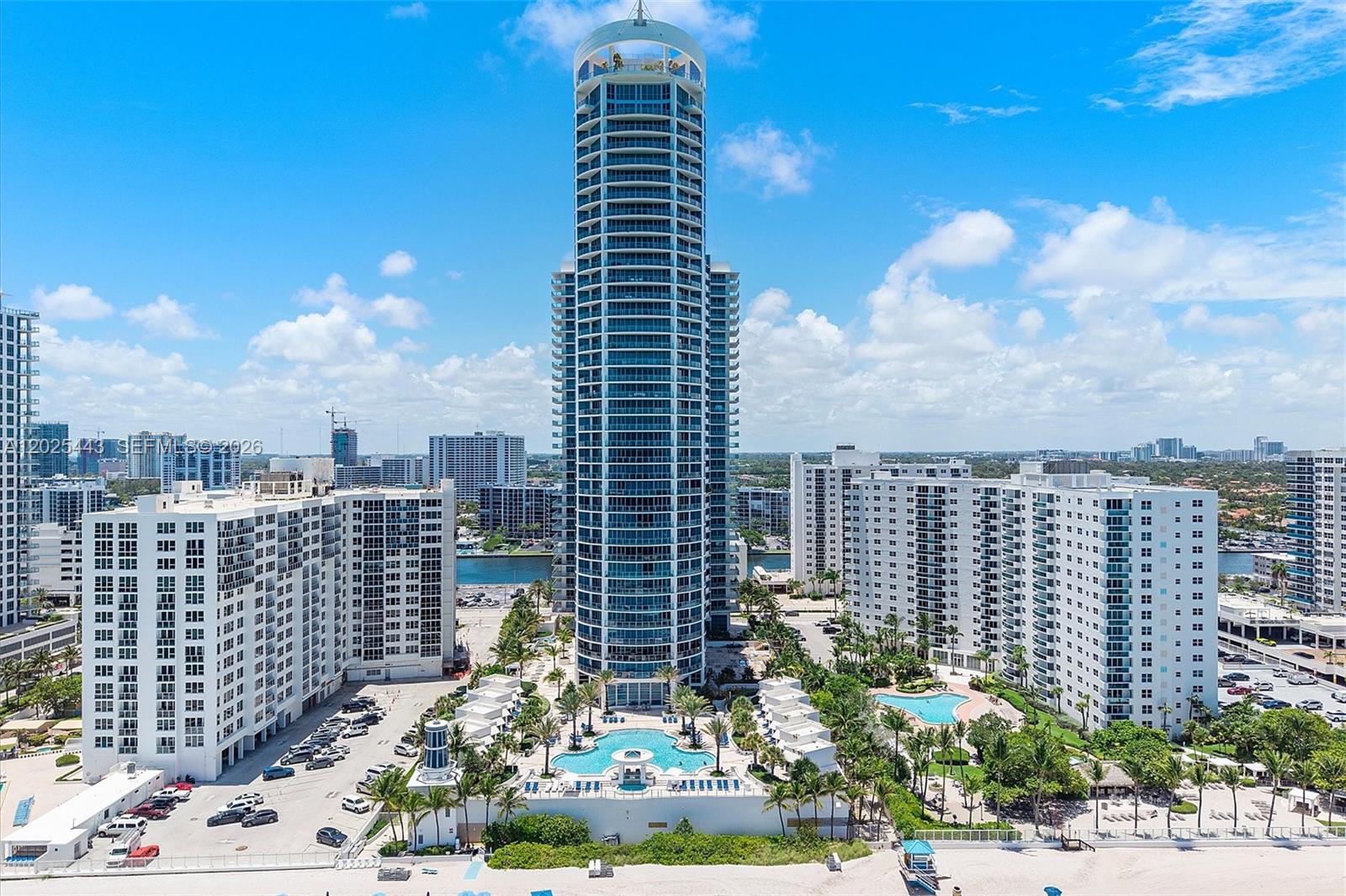 3101 S Ocean Dr #2707