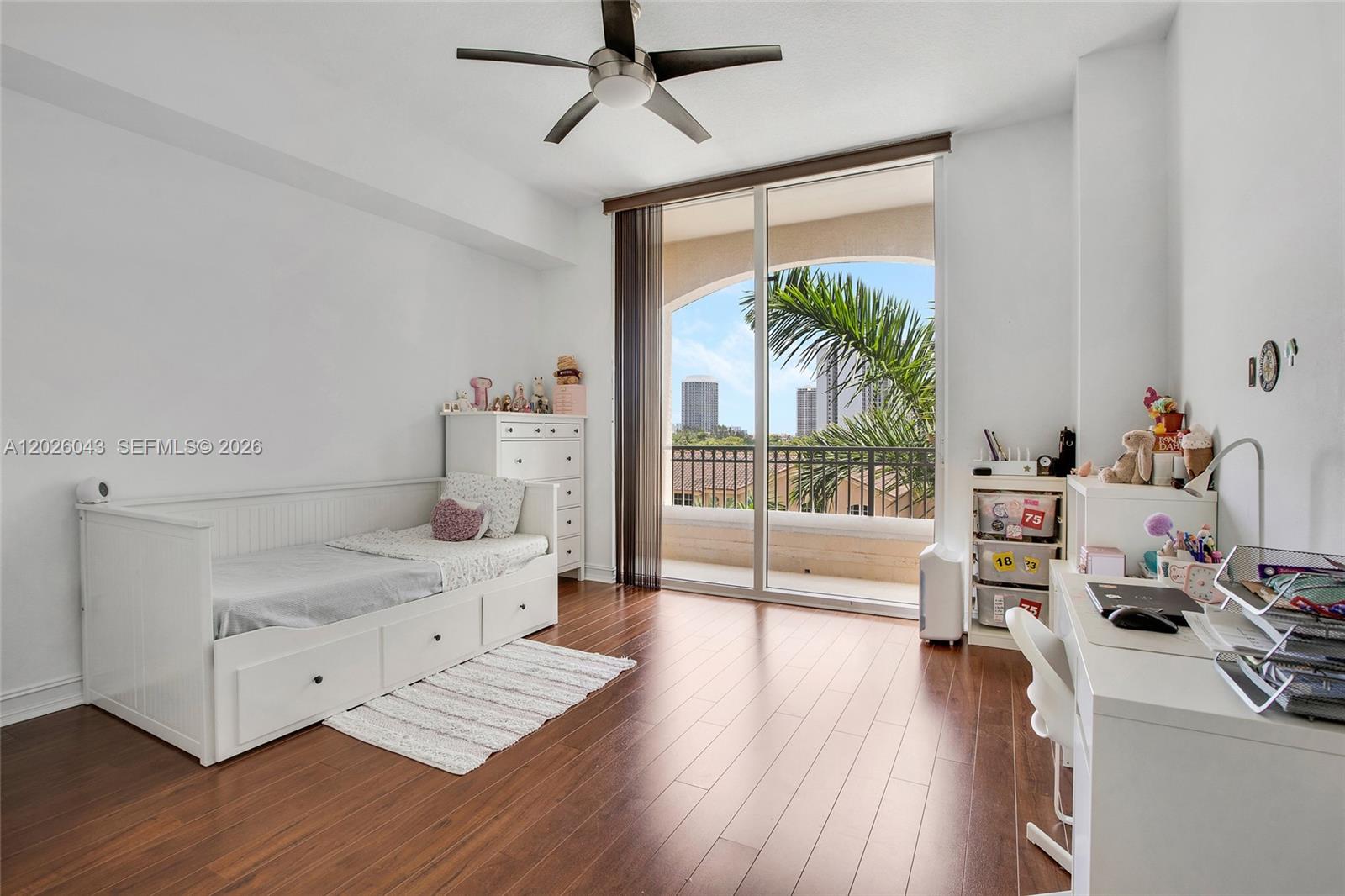 3001 NE 185th St #610 Aventura, FL 33180