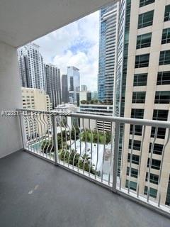 image The Club at Brickell Bay8