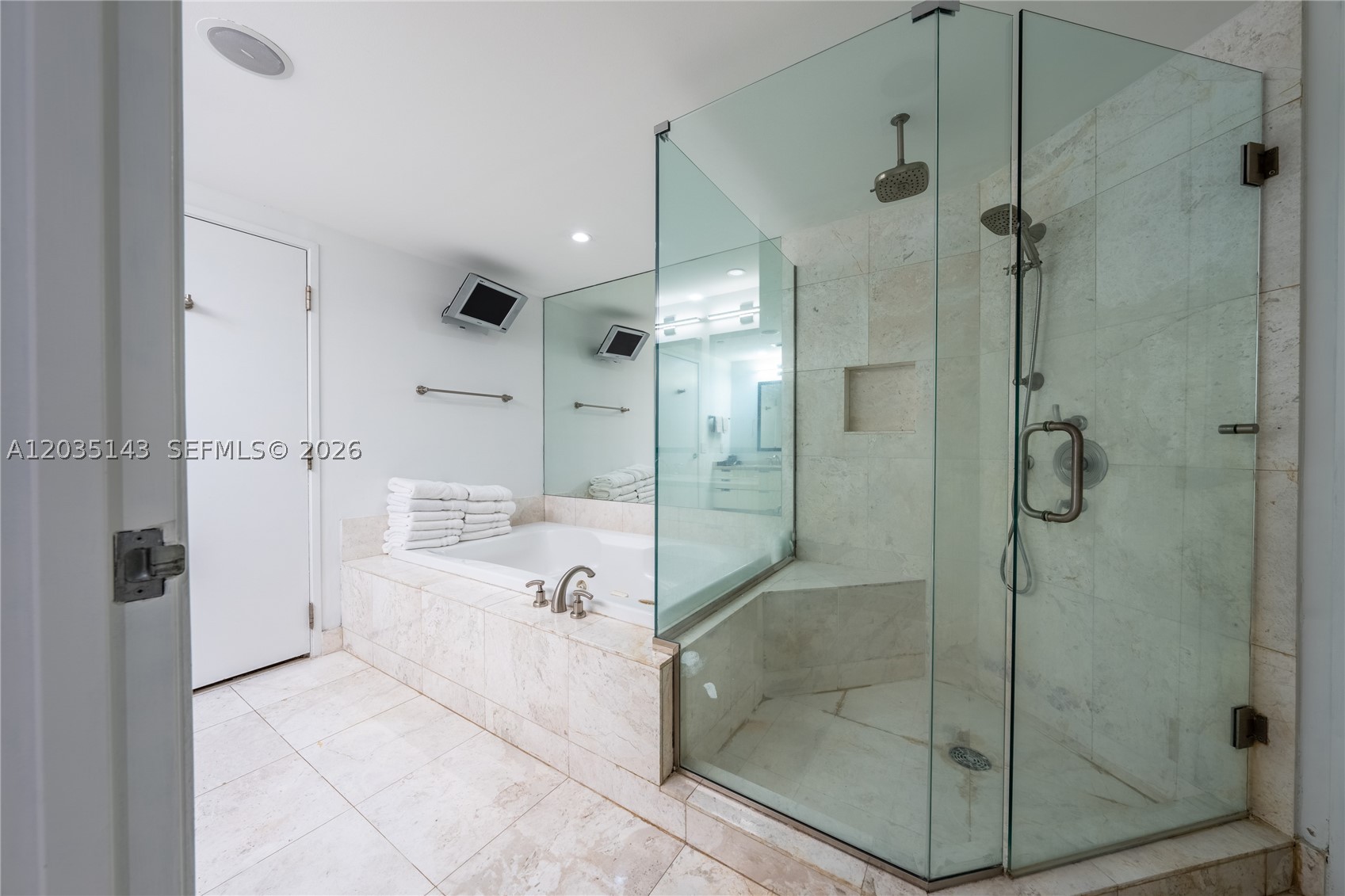 9401 Collins Ave #403 Surfside, FL 33154