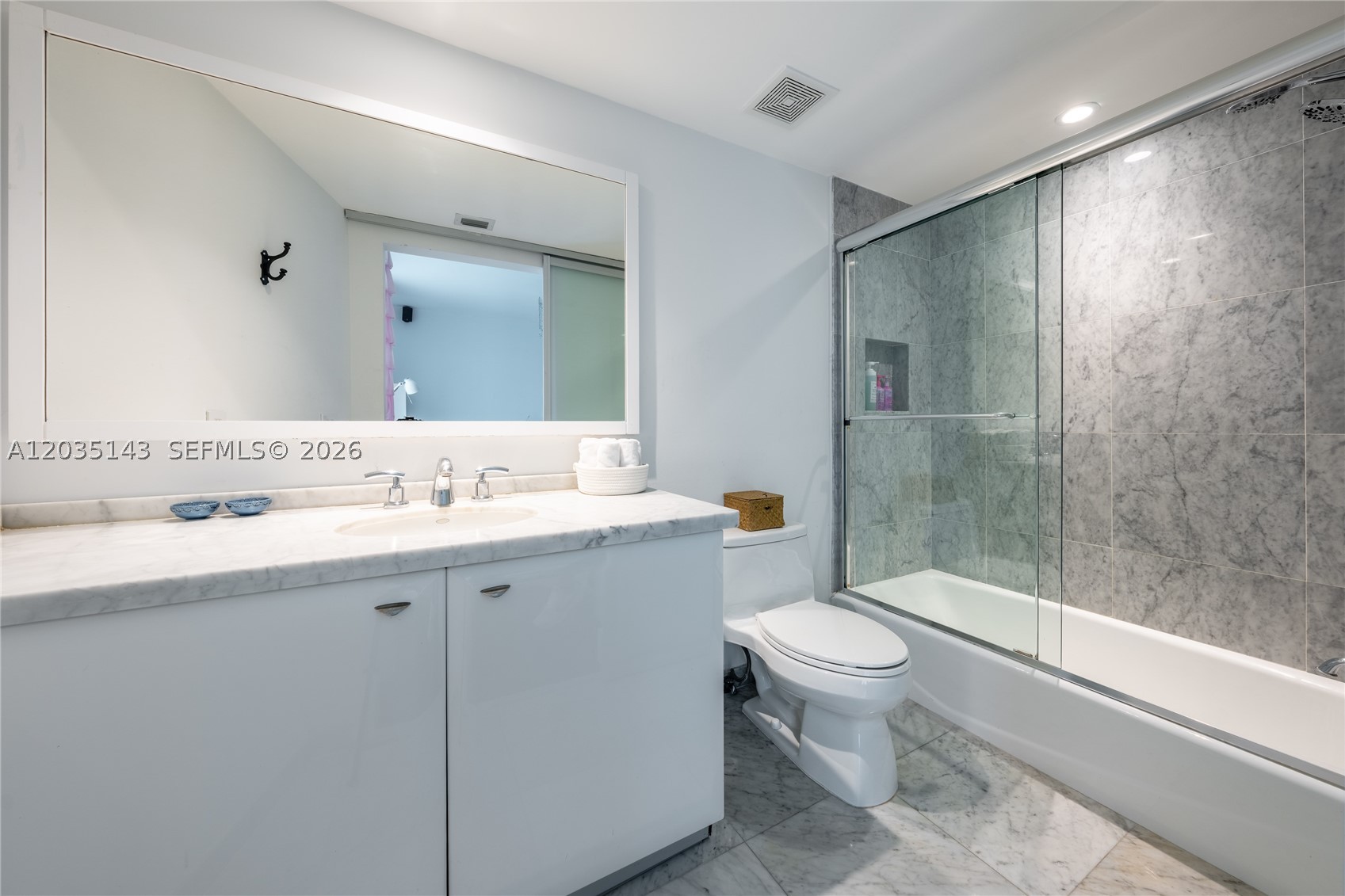 9401 Collins Ave #403 Surfside, FL 33154