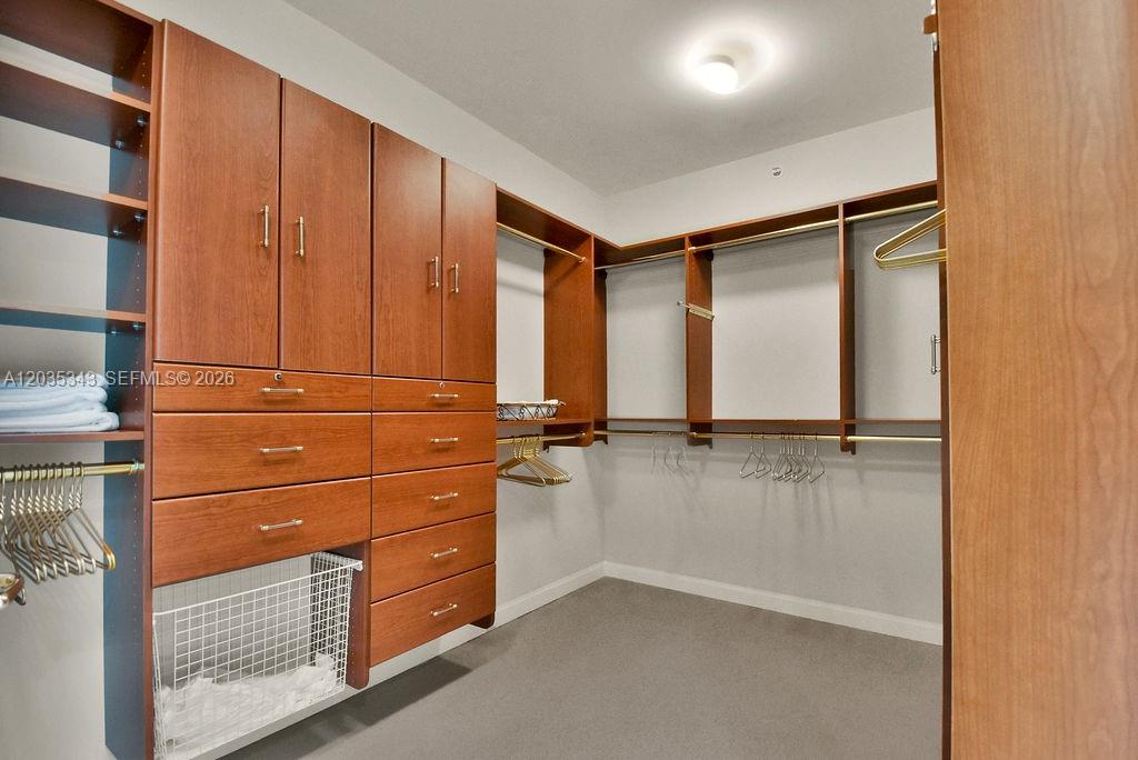 19955 NE 38th #1701 Aventura, FL 33180
