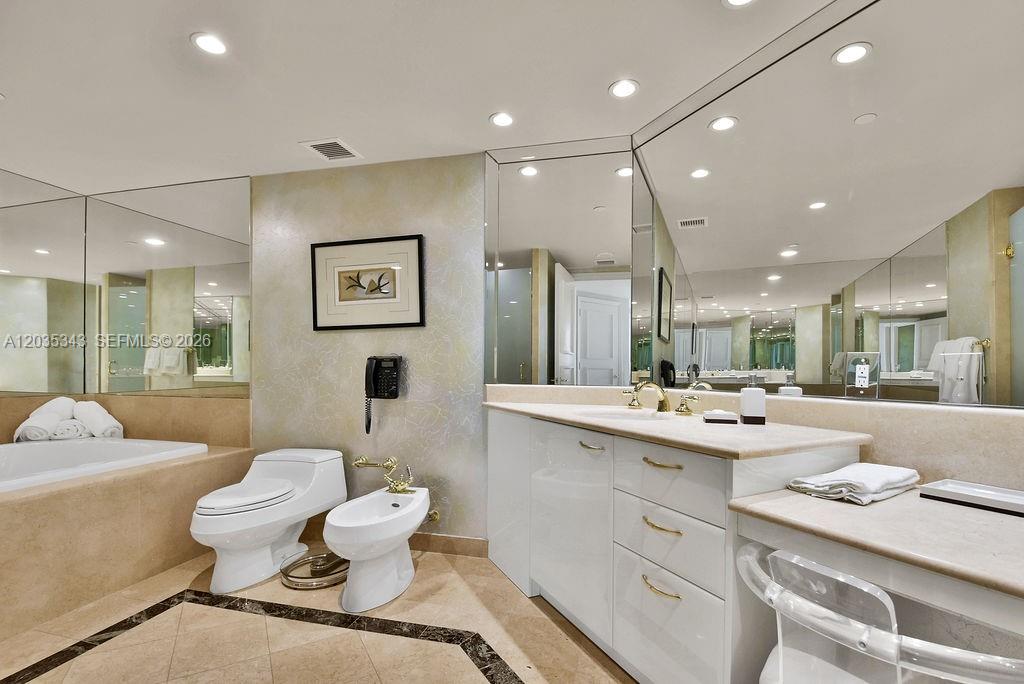 19955 NE 38th #1701 Aventura, FL 33180