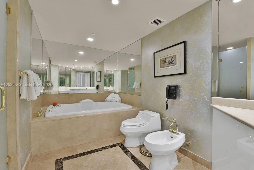19955 NE 38th #1701 Aventura, FL 33180