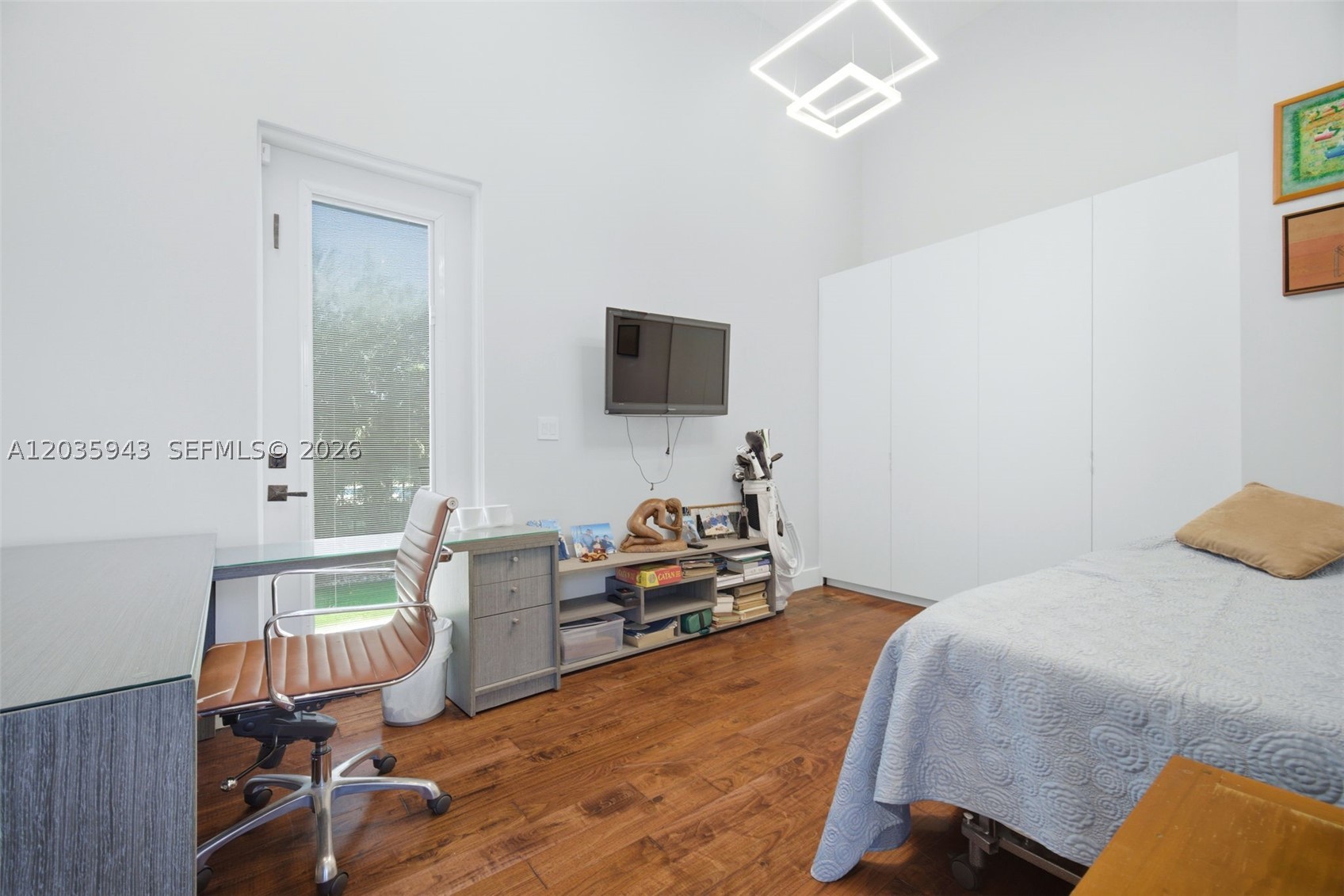 1205 Seagull Ter Hollywood, FL 33019