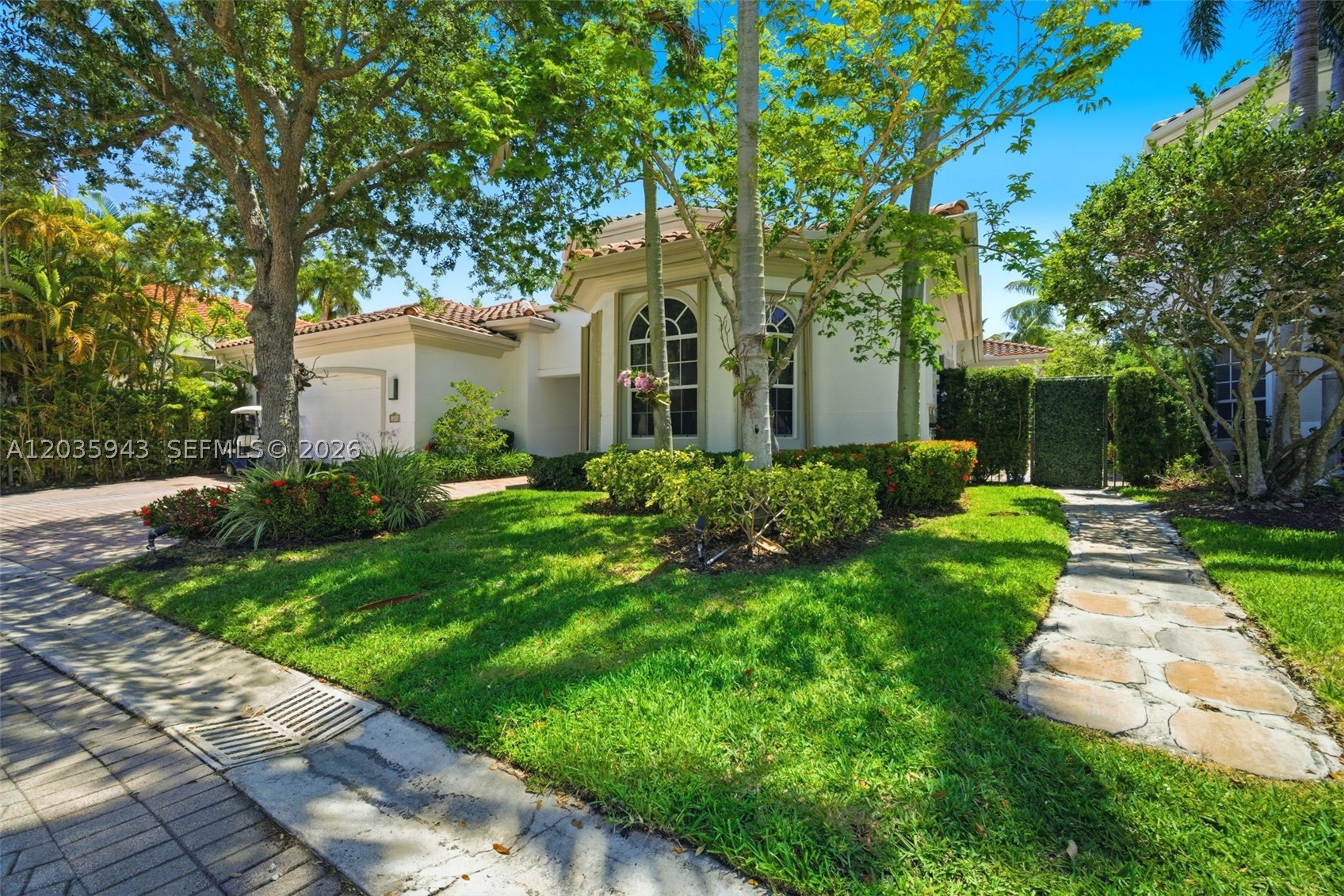 1205 Seagull Ter Hollywood, FL 33019
