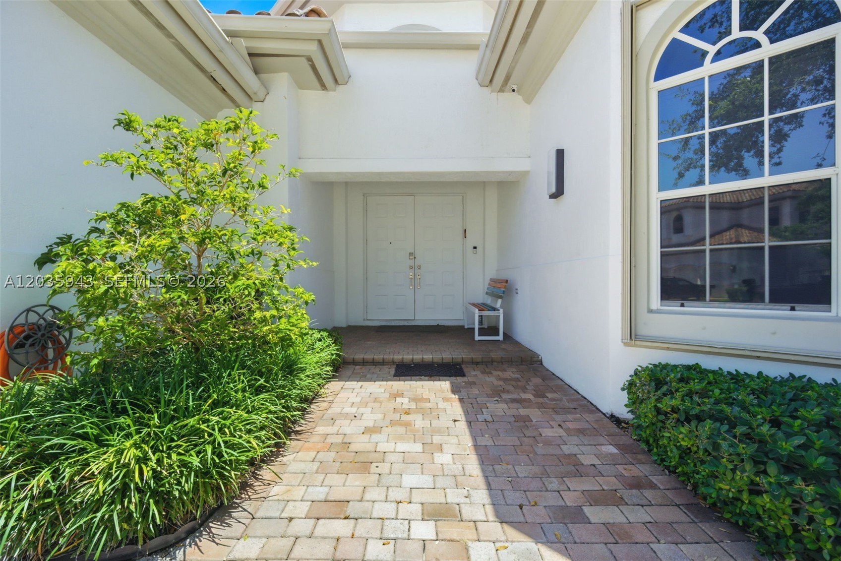 1205 Seagull Ter Hollywood, FL 33019