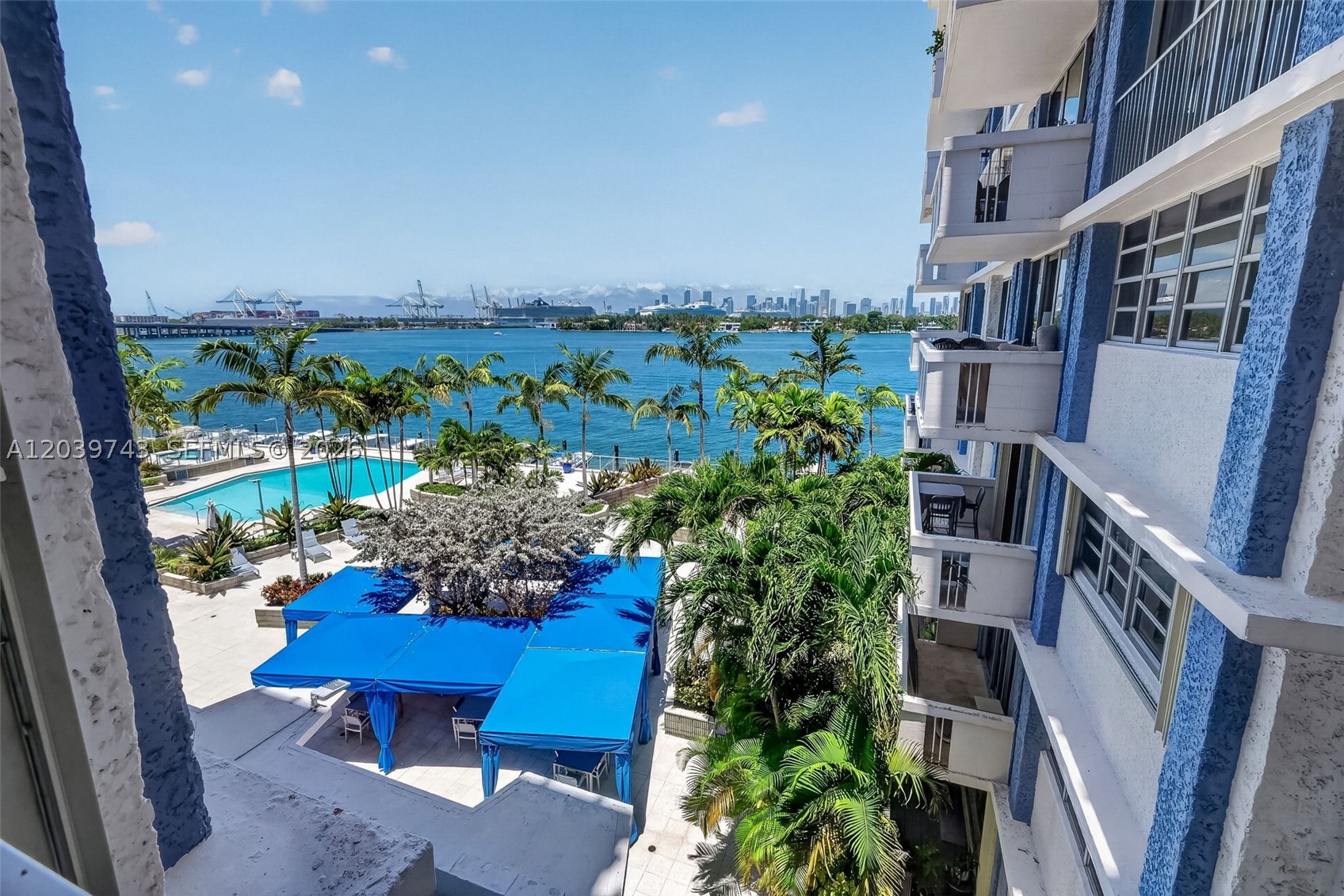 800 West Ave #533