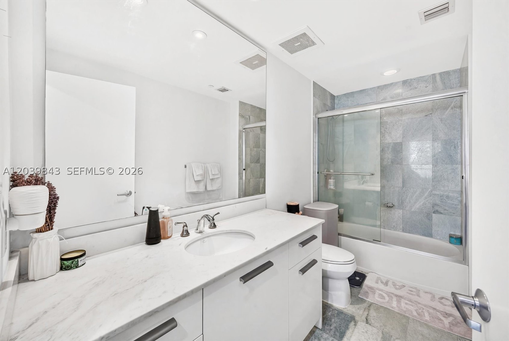 image 1060 Brickell - 105026