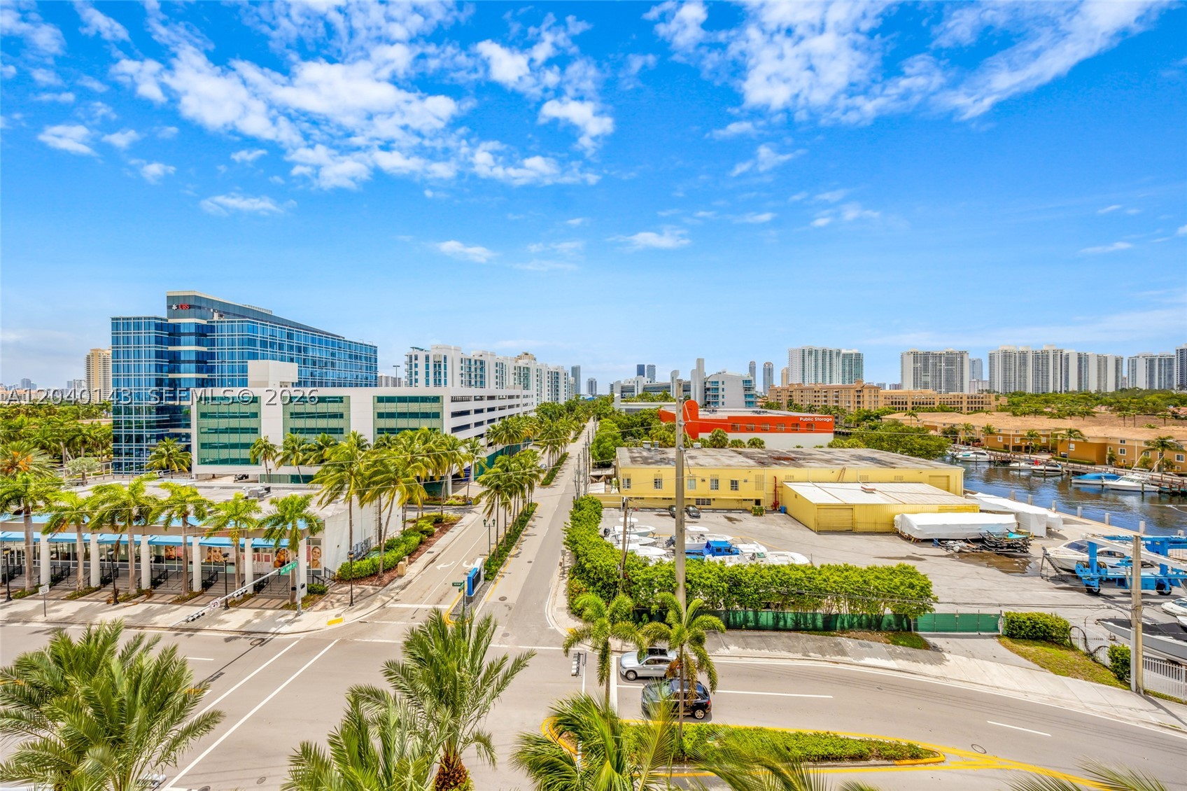 image The Venture at Aventura26