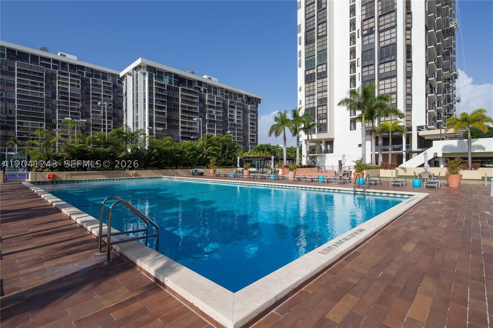 image Brickell Place I11