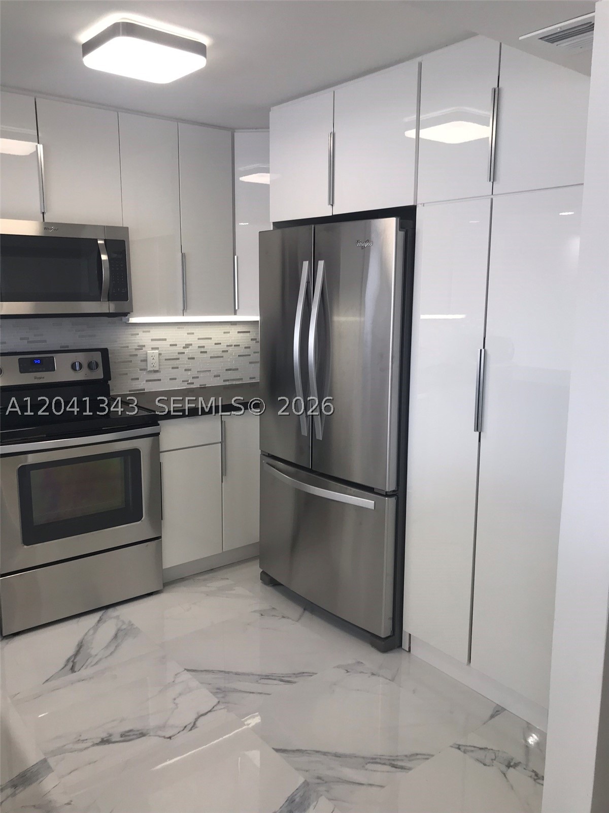 1901 Brickell Ave #B2003 Miami, FL 33129